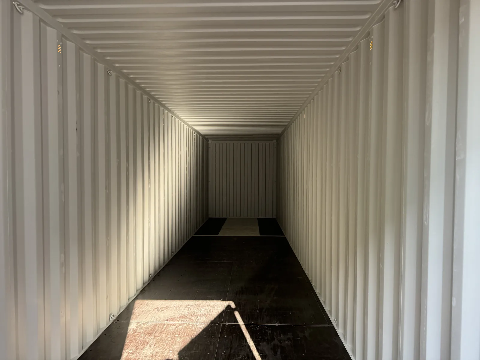 High Cube container — cargo doors
